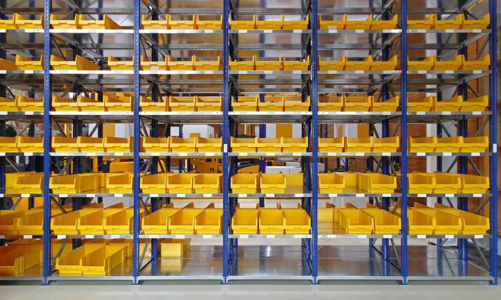 Bin shelving system in 3PL