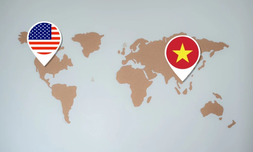 Common routes for shipping from Vietnam to USA